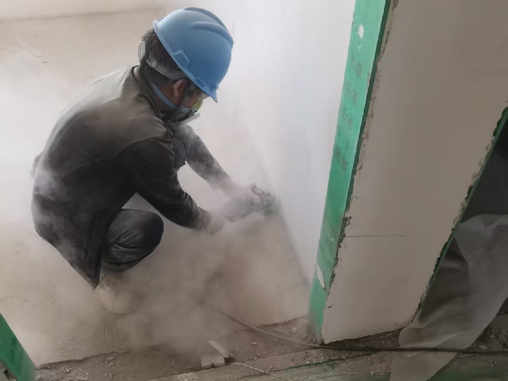 水泥地找平